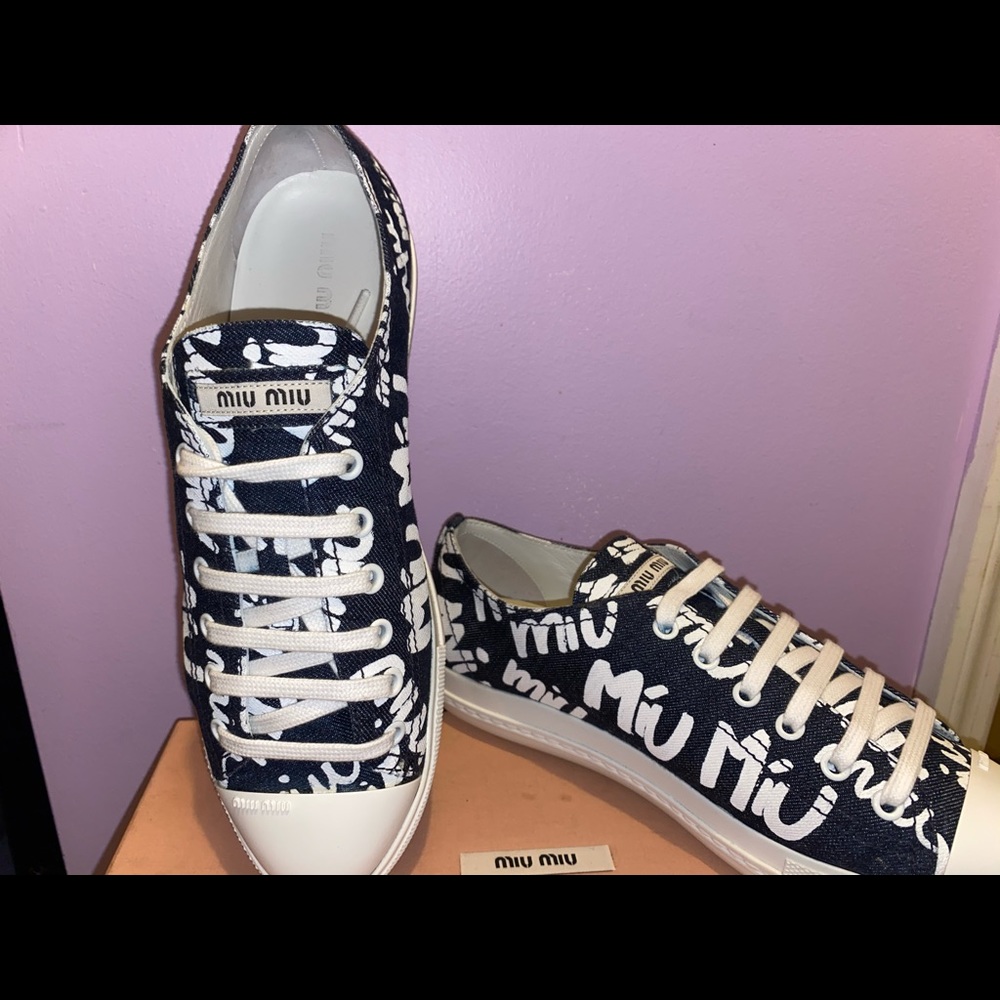 Miu Miu “Calzature Donna” Sneakers